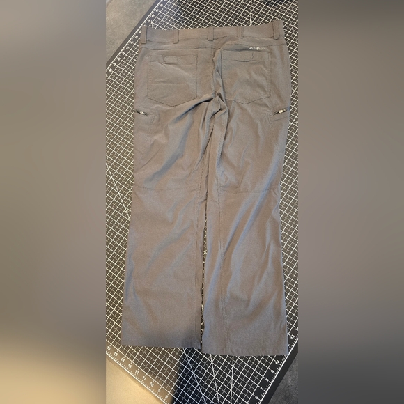 Eddie Bauer Pant and Shorts (6) Extravaganza! Blue, Gray, Tan, Black and more! - Picture 10 of 15